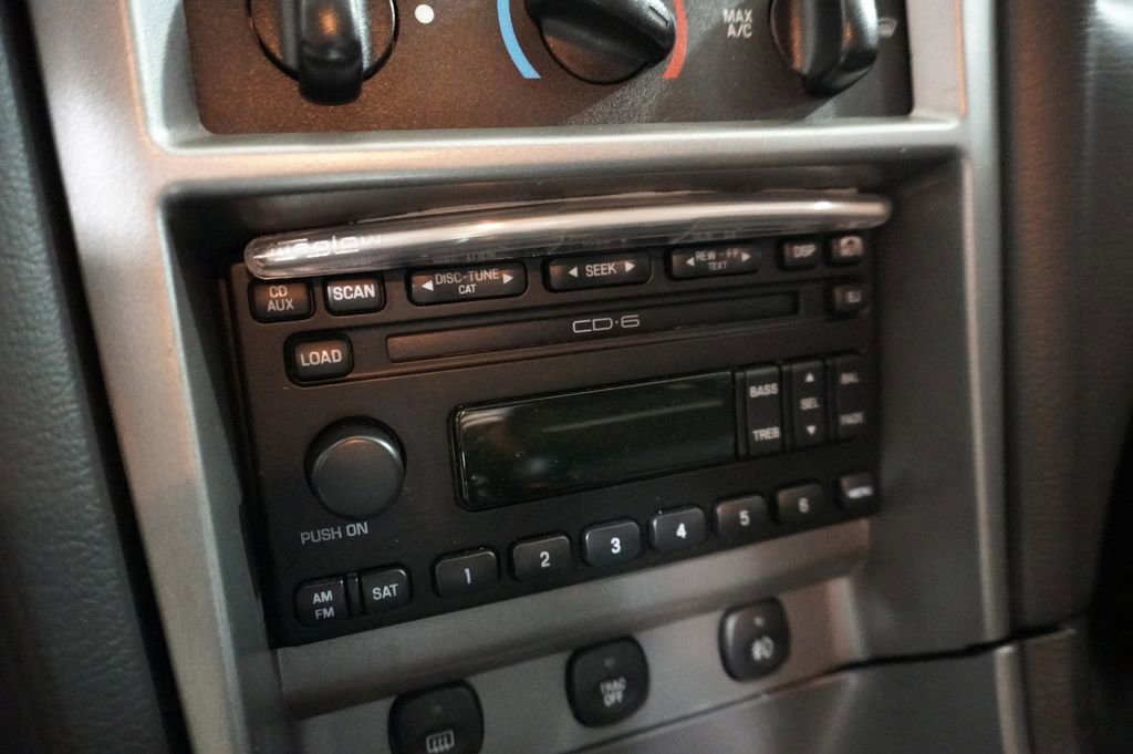 Used 2004 Ford Mustang Mach 1 image 14