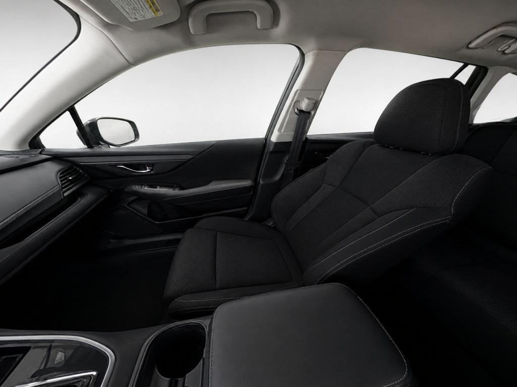 Used 2024 Subaru Outback Premium AWD/4WD image 11