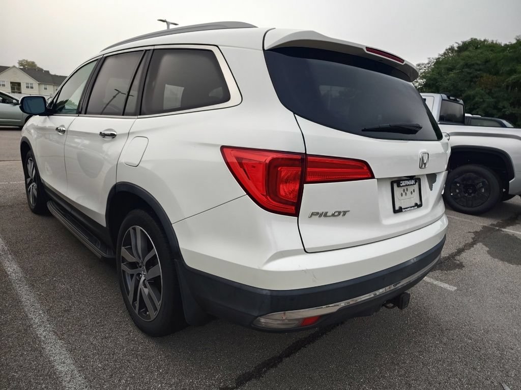 Used 2016 Honda Pilot Touring image 4