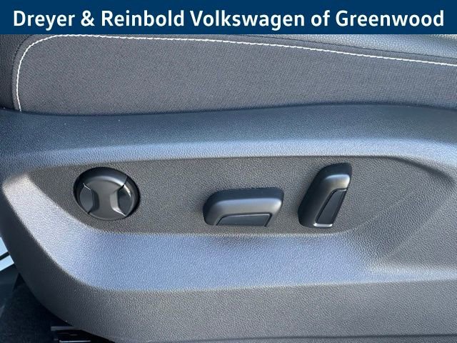 New 2026 Volkswagen Atlas SE image 25