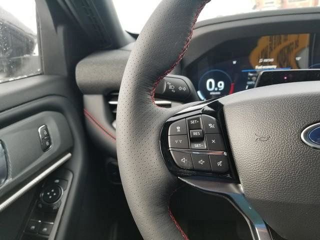 New 2026 Ford Explorer ST-Line w/ ST-Line Street Pack image 23