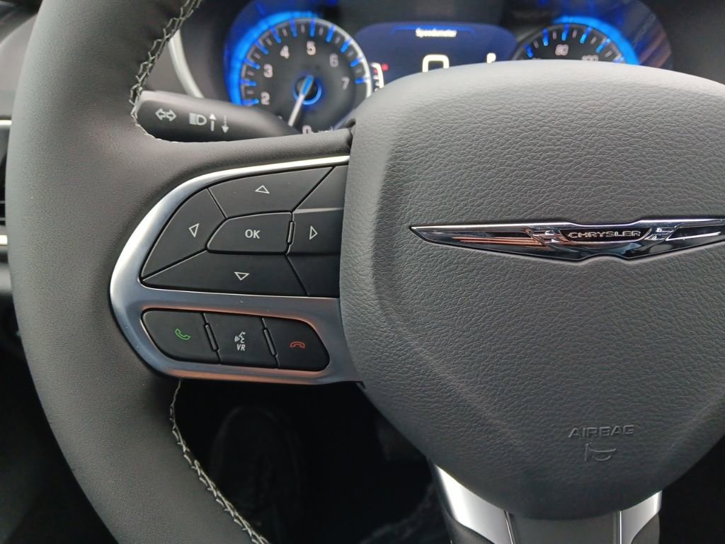 New 2026 Chrysler Voyager LX FWD image 19