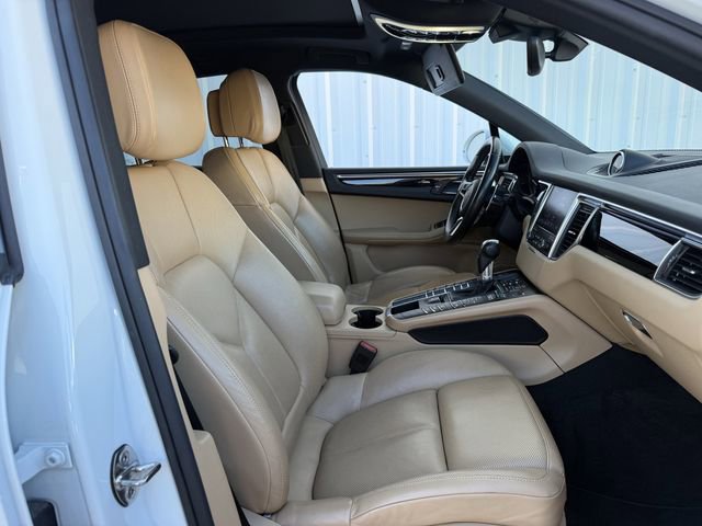 Used 2018 Porsche Macan S w/ Premium Package Plus image 28