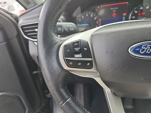 Used 2023 Ford Explorer XLT w/ Equipment Group 202A image 21