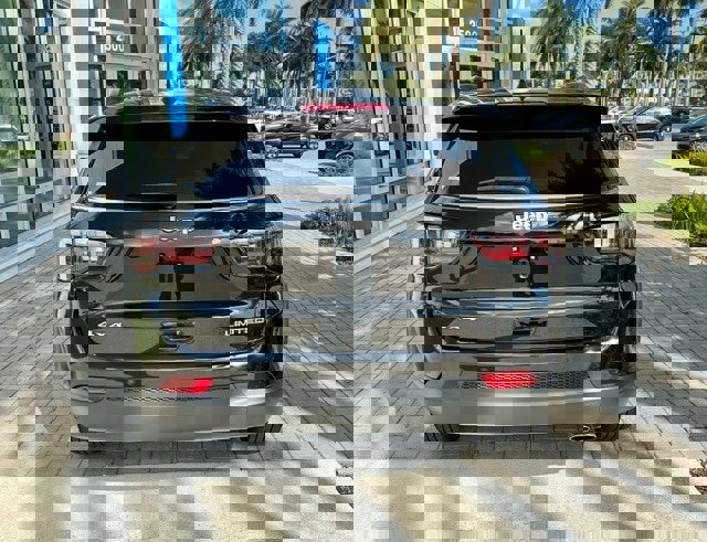 Used 2022 Jeep Compass Limited image 5