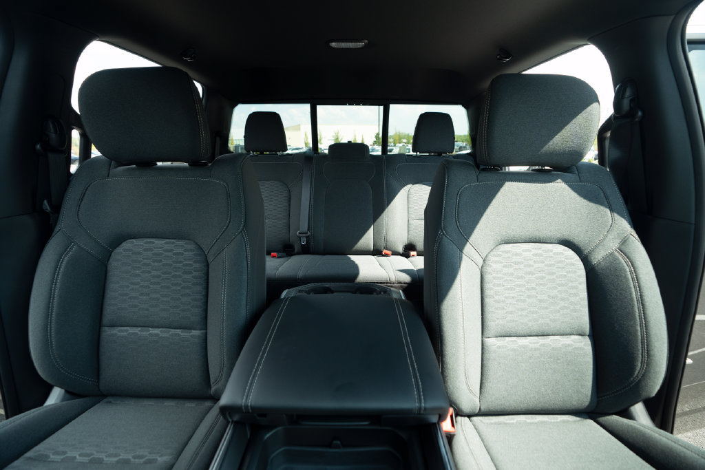 New 2027 RAM 1500 Express AWD/4WD image 36