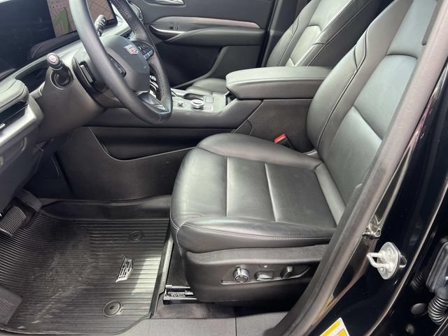 Certified 2025 Cadillac XT4 Premium Luxury AWD/4WD image 16