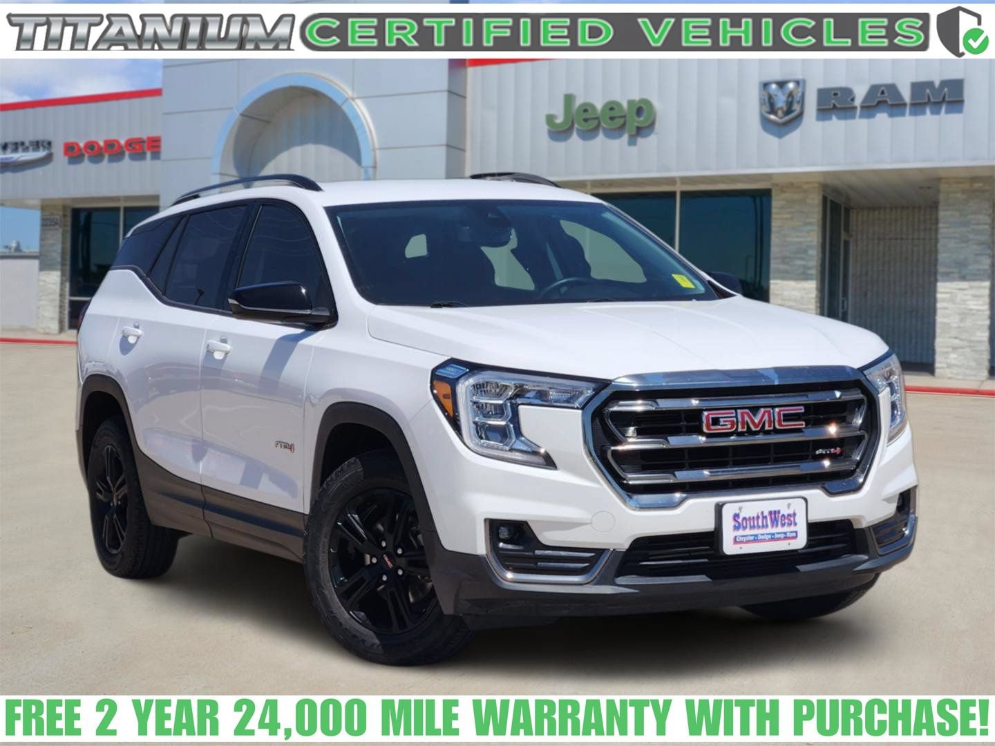 Used 2023 GMC Terrain AT4 AWD/4WD image 1