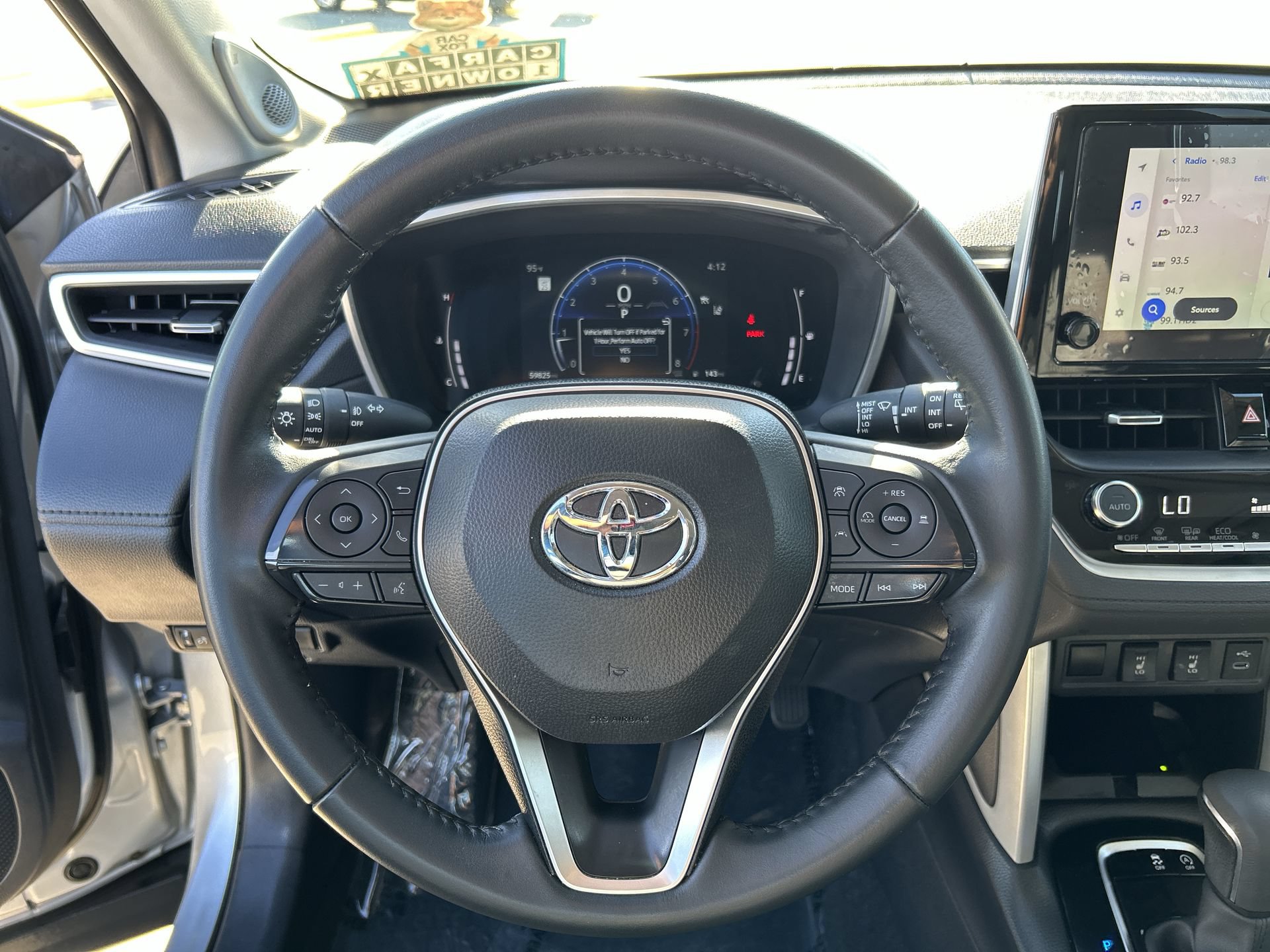 Used 2024 Toyota Corolla Cross XLE w/ Convenience Package FWD image 11