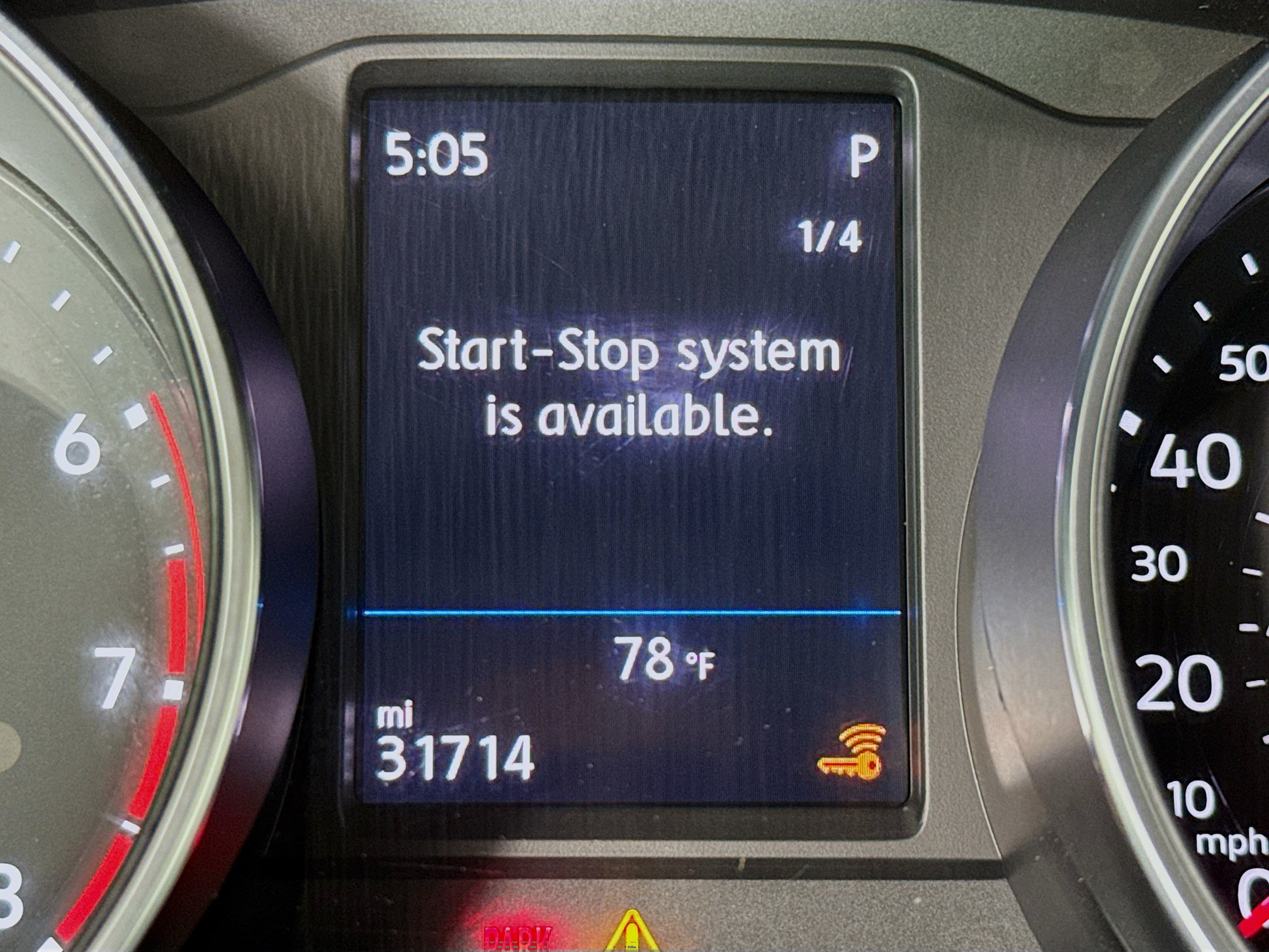 Used 2019 Volkswagen Tiguan SE FWD image 14