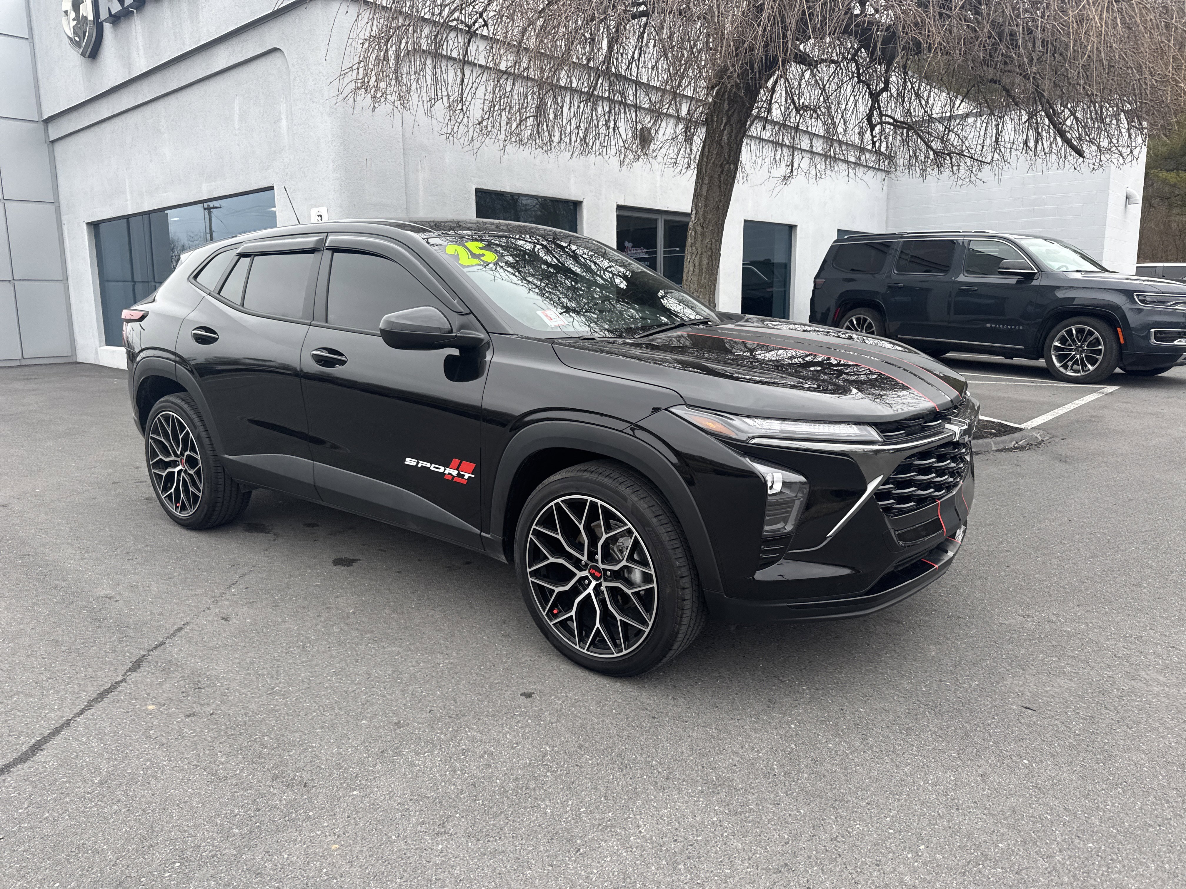 Used 2025 Chevrolet Trax RS w/ Driver Confidence Package