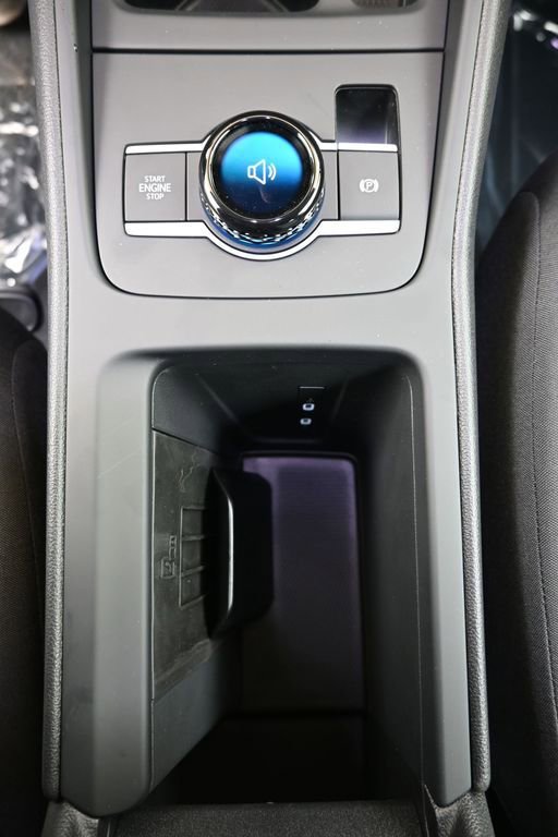 New 2026 Volkswagen Tiguan S image 32