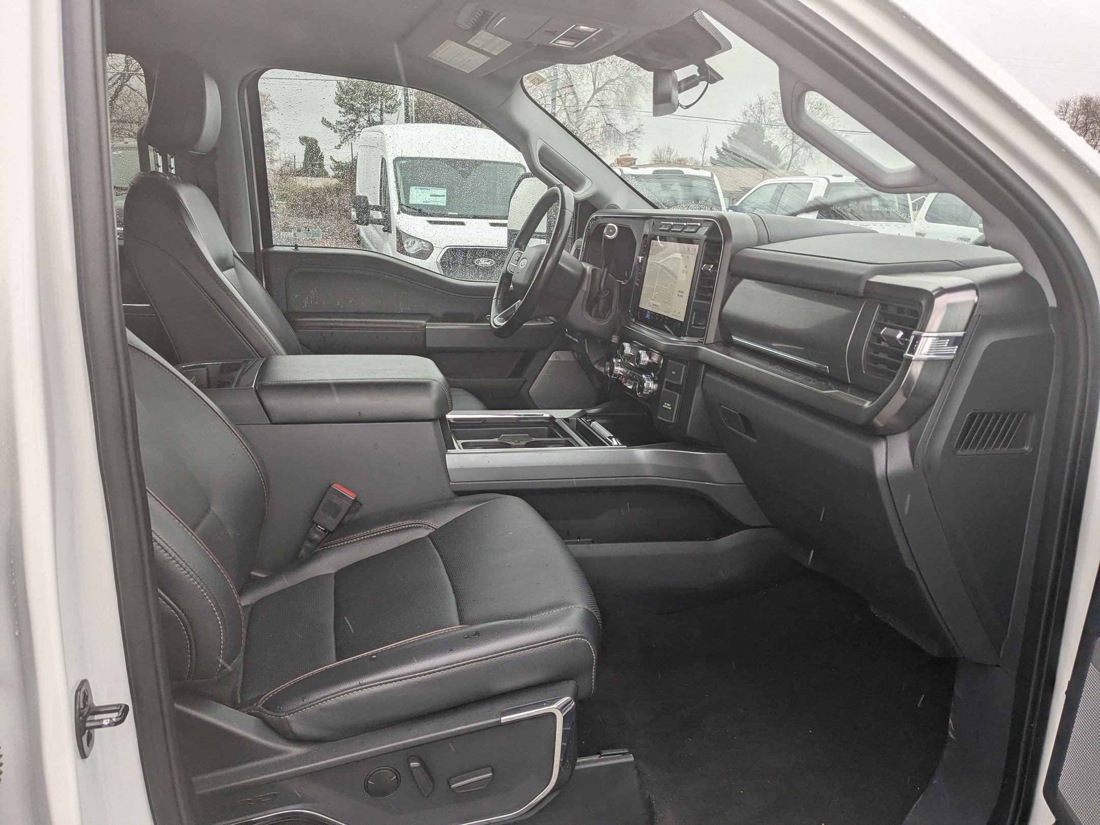 Used 2024 Ford F350 Lariat AWD/4WD image 33