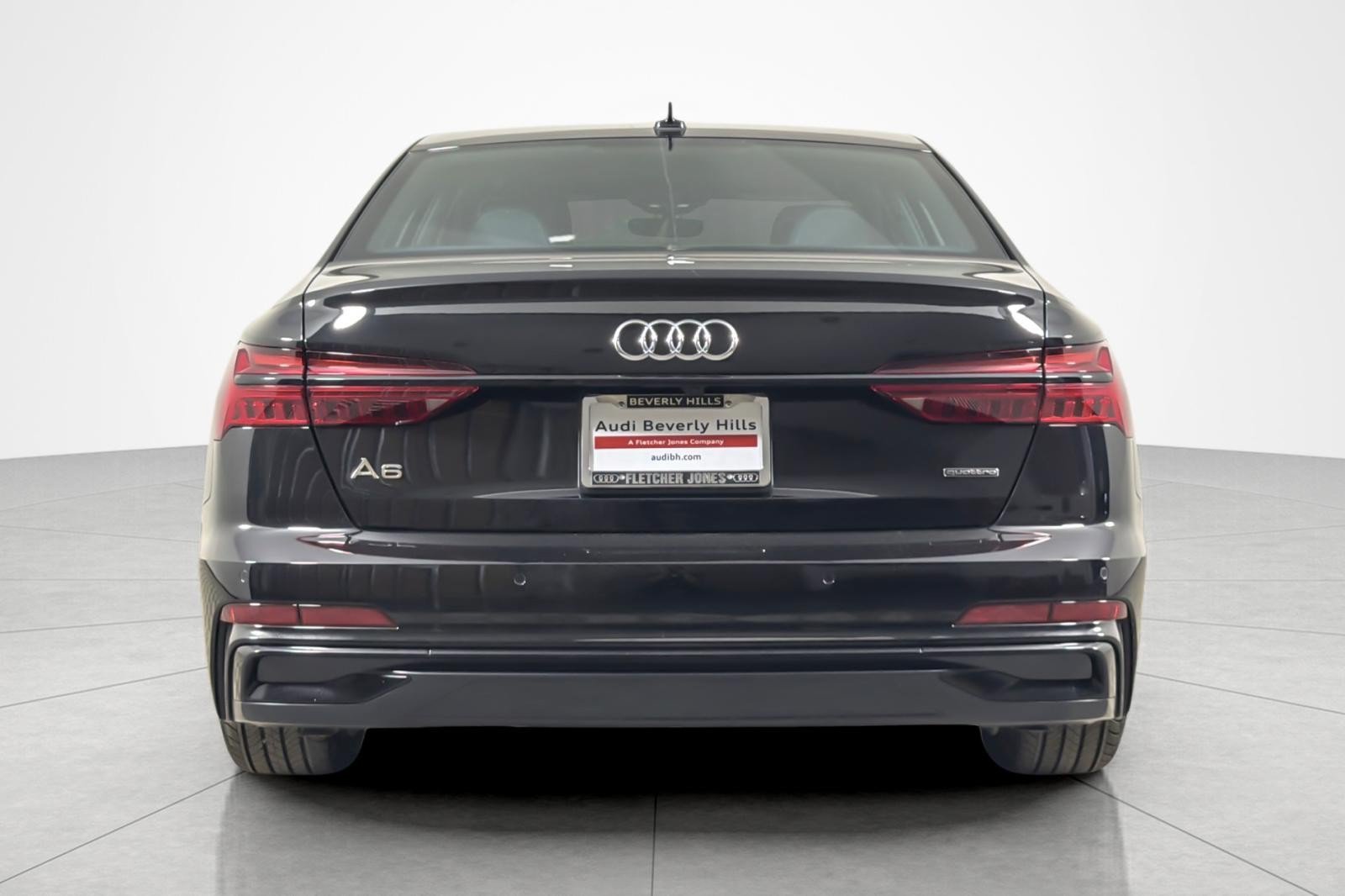 Used 2025 Audi A6 Premium Plus w/ Premium Plus Package AWD/4WD image 4