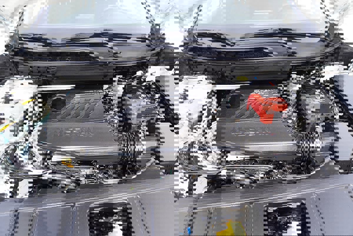 Used 2024 Nissan Rogue SV image 6