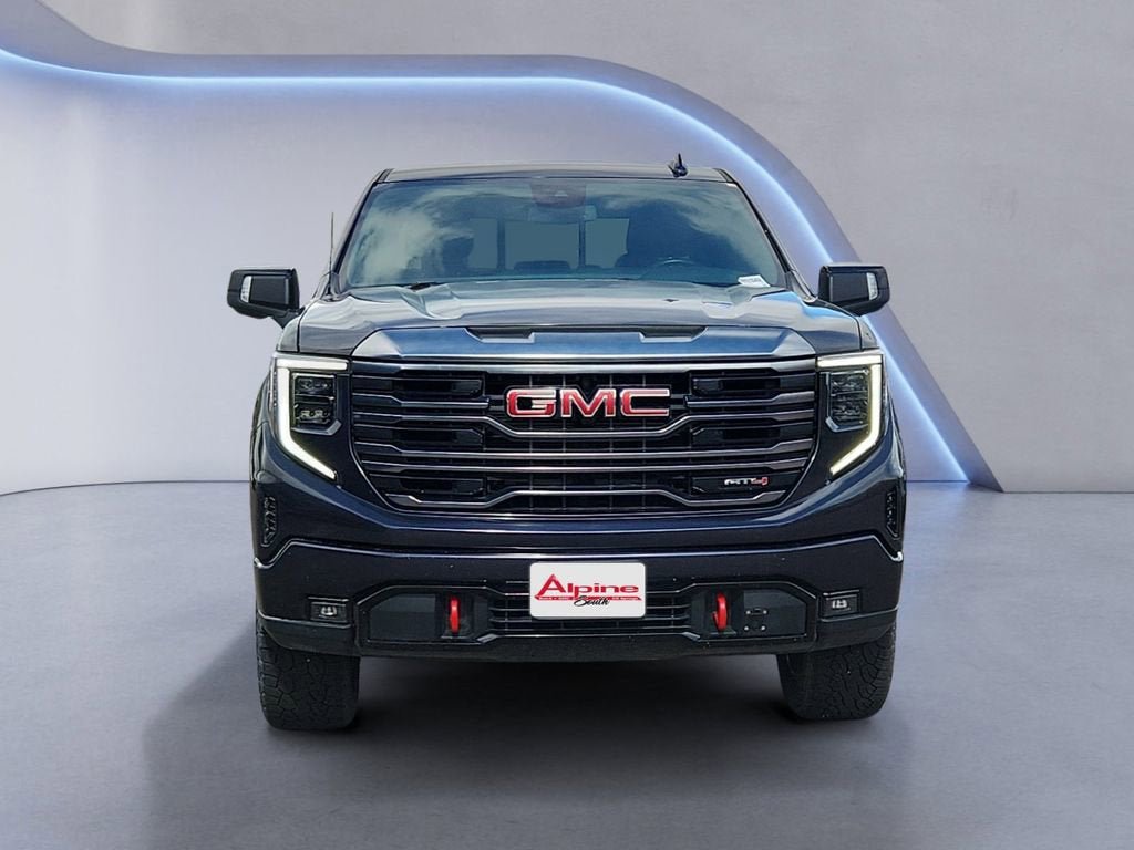 Used 2022 GMC Sierra 1500 AT4 w/ AT4 Preferred Package image 8