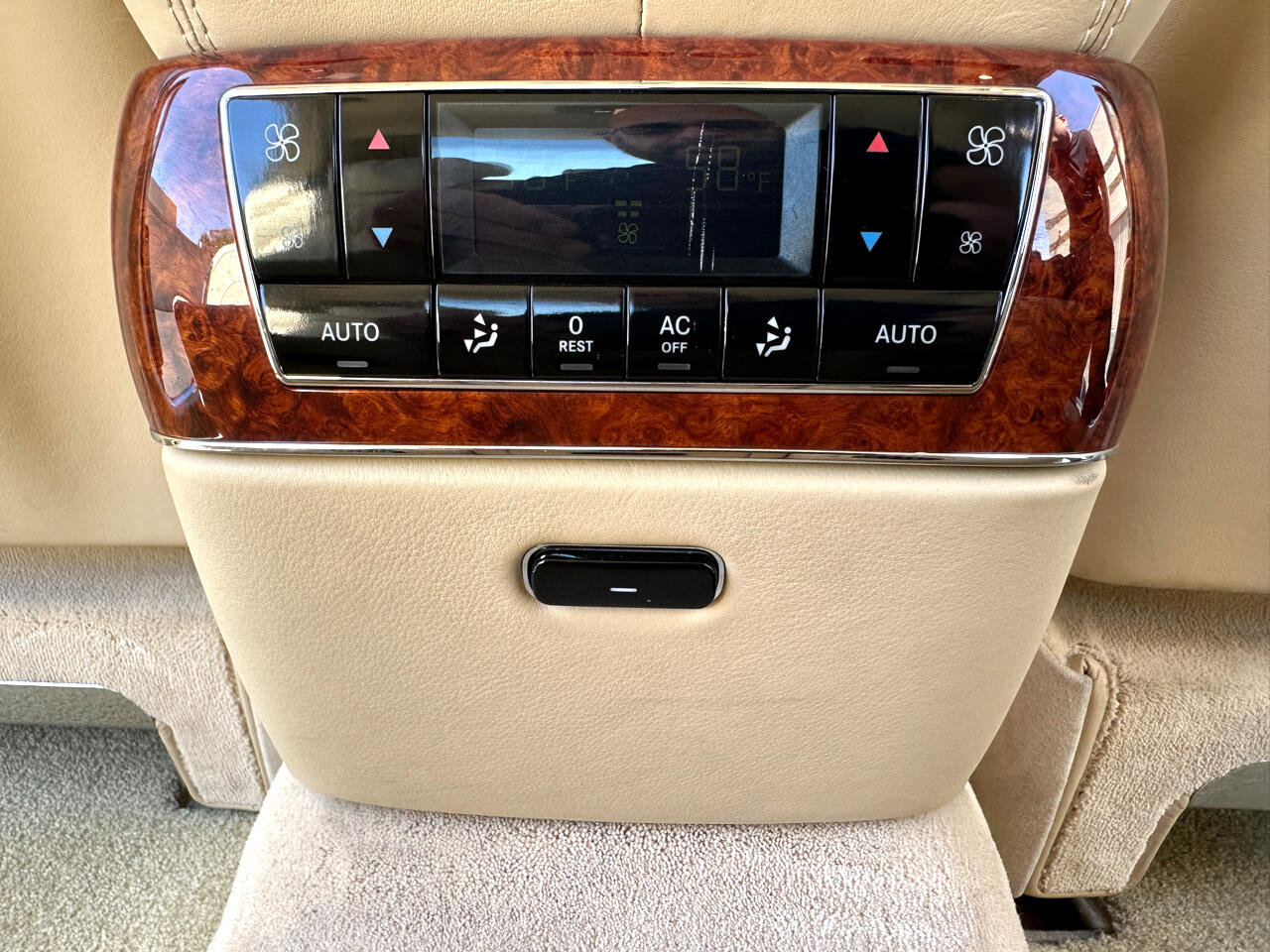 Used 2004 Maybach 57 image 56
