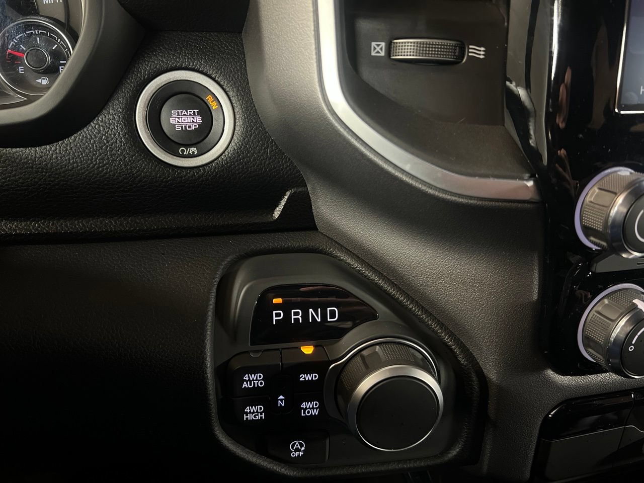 Used 2025 RAM 1500 Big Horn AWD/4WD image 27