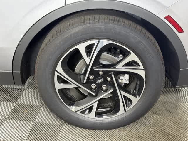 New 2026 Lincoln Nautilus Premier AWD/4WD image 25