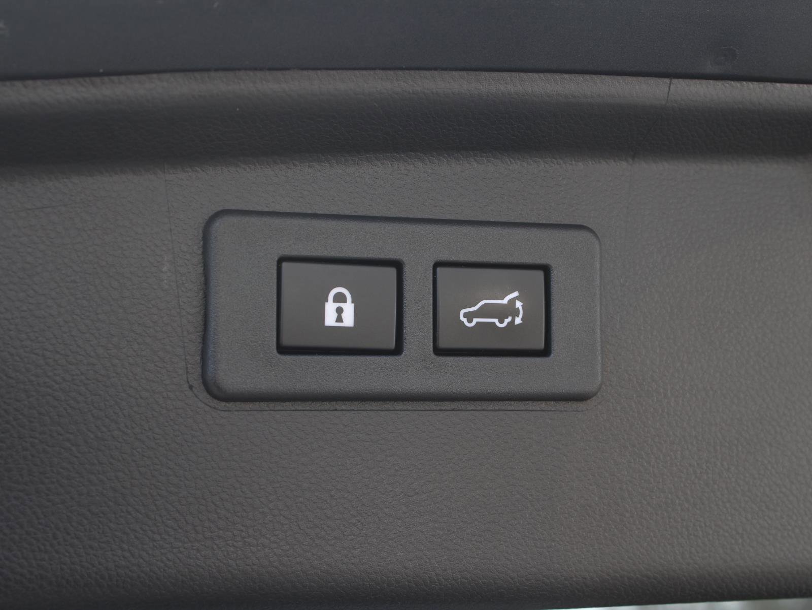 Certified 2023 Subaru Outback Limited image 9