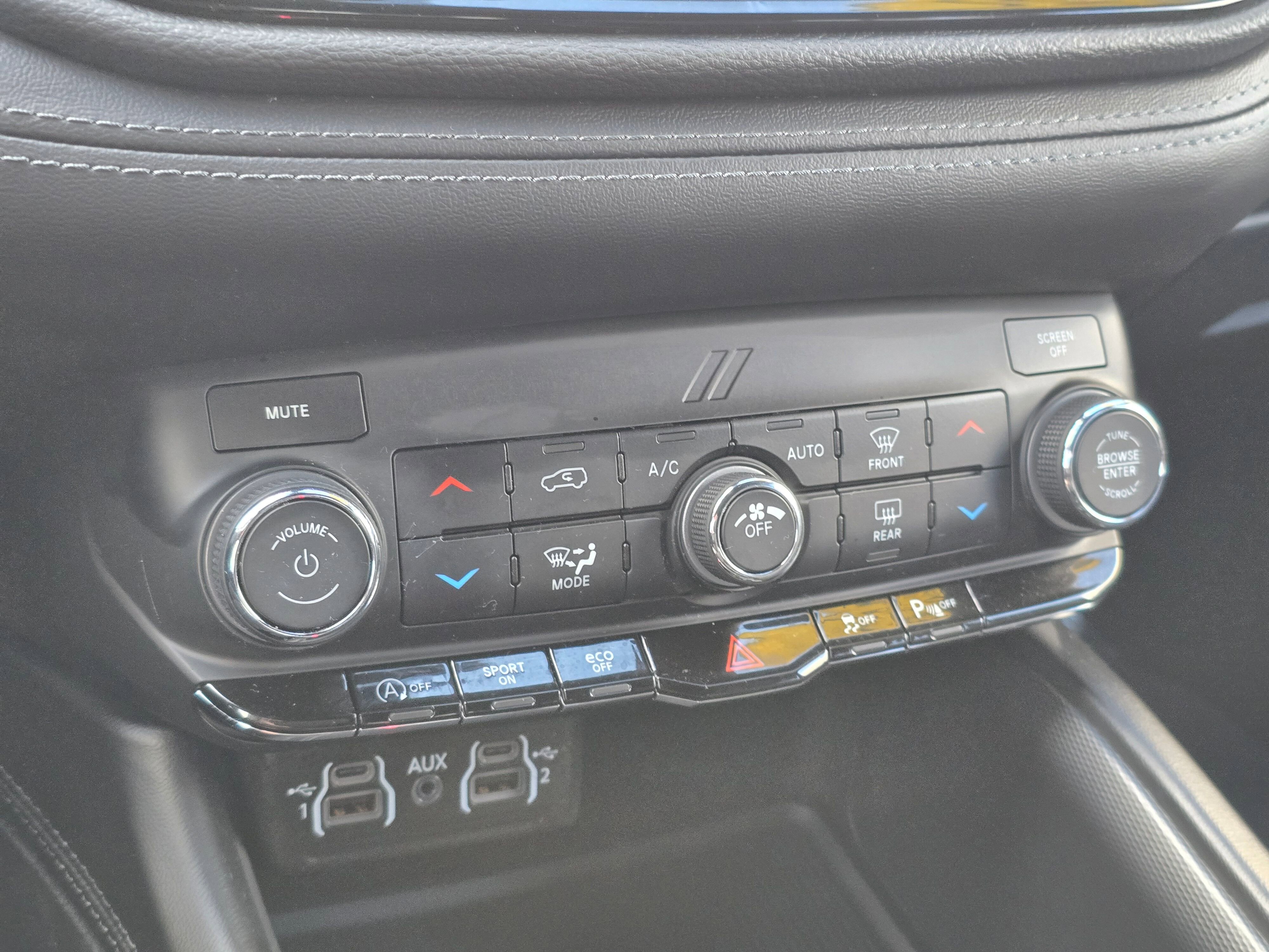 Used 2021 Dodge Durango GT w/ Blacktop Package image 32