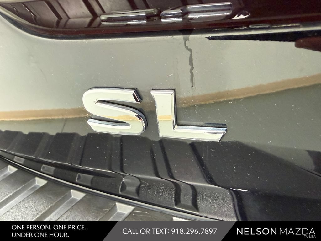 Used 2023 Nissan Armada SL w/ Captain's Chairs Package RWD image 16