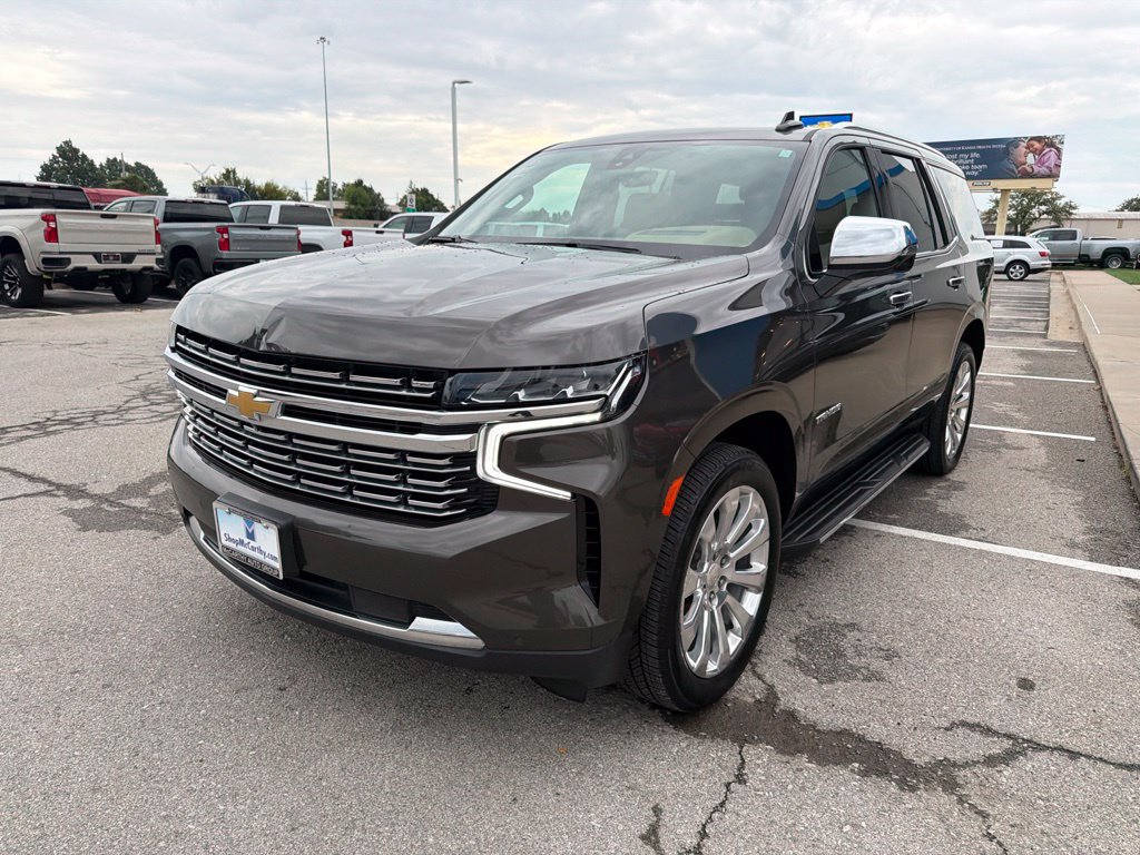 Used 2021 Chevrolet Tahoe Premier w/ Premium Package AWD/4WD image 7