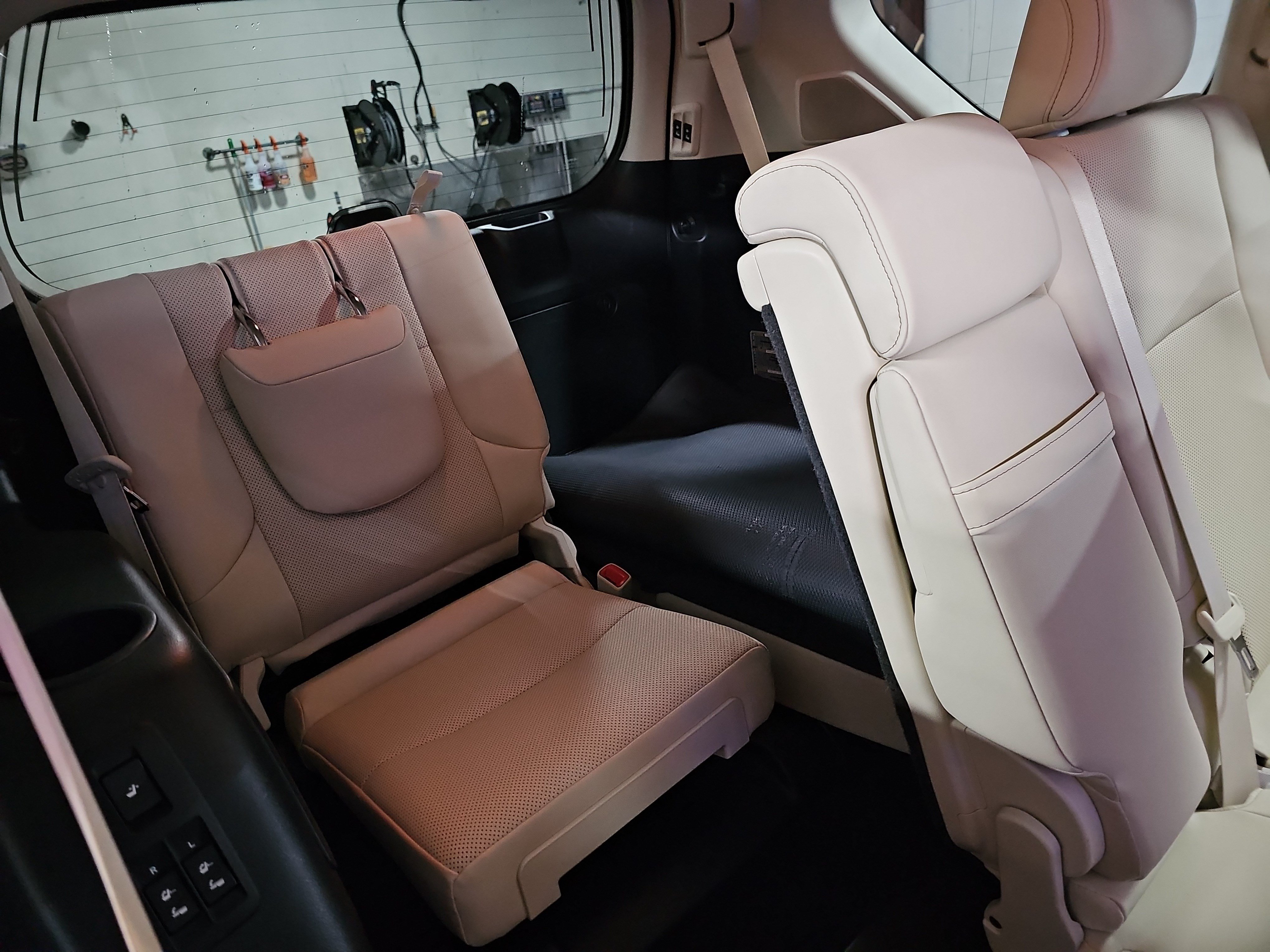 Used 2021 Lexus GX 460 Premium w/ Premium Plus Package AWD/4WD image 13