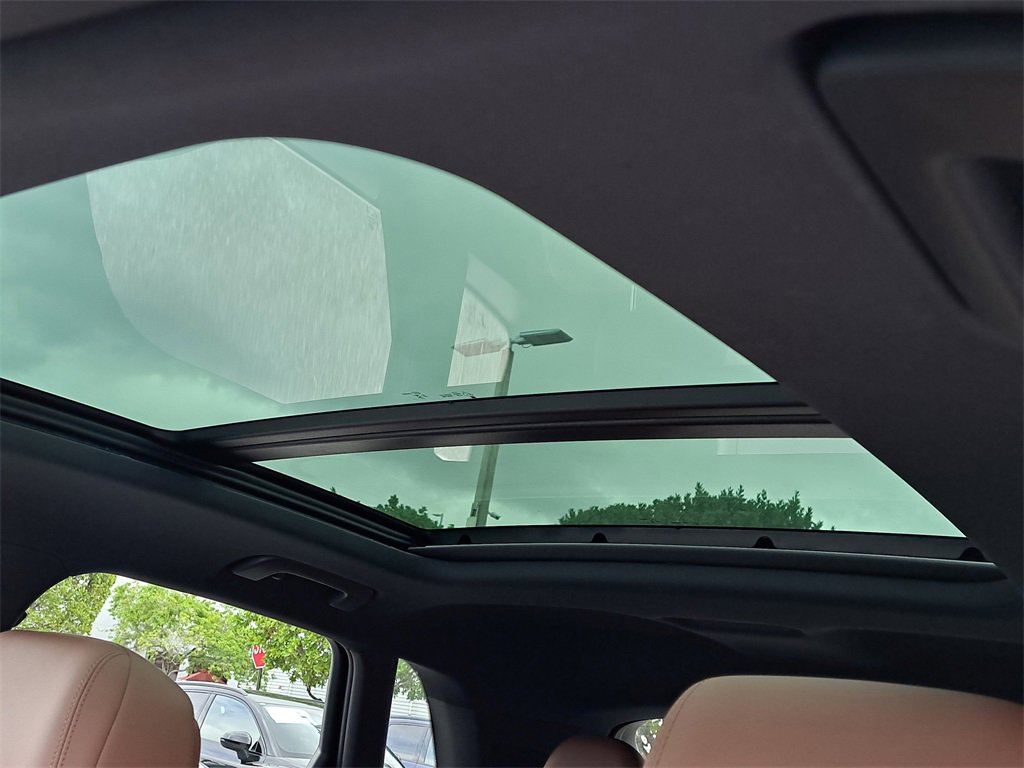 Certified 2024 Audi Q3 2.0T Premium Plus w/ Premium Plus Package image 16