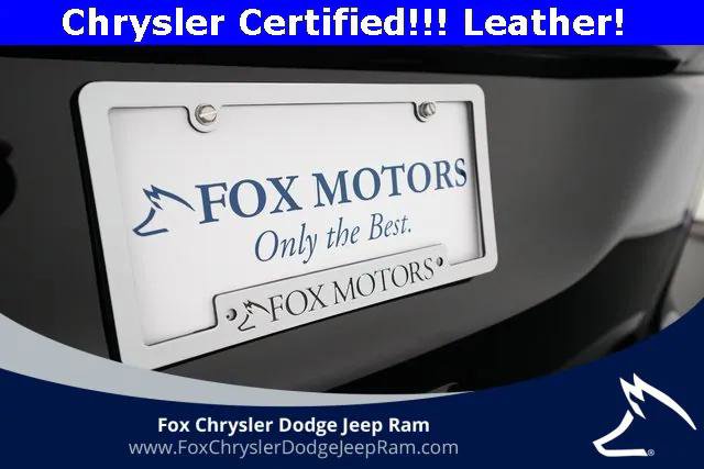 Certified 2024 Chrysler Pacifica Touring-L image 37