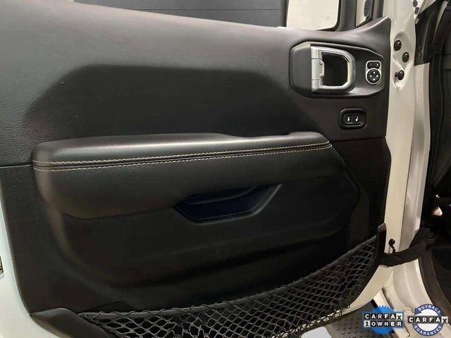 Used 2023 Jeep Wrangler Unlimited Sahara w/ Cold Weather Group image 13