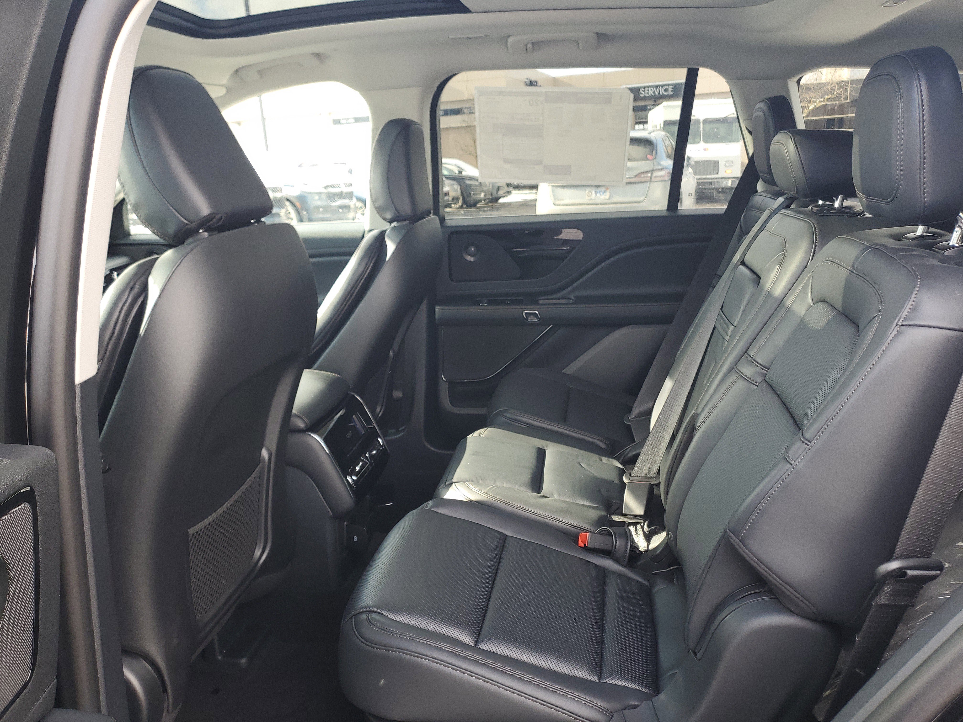 New 2025 Lincoln Aviator Reserve image 24