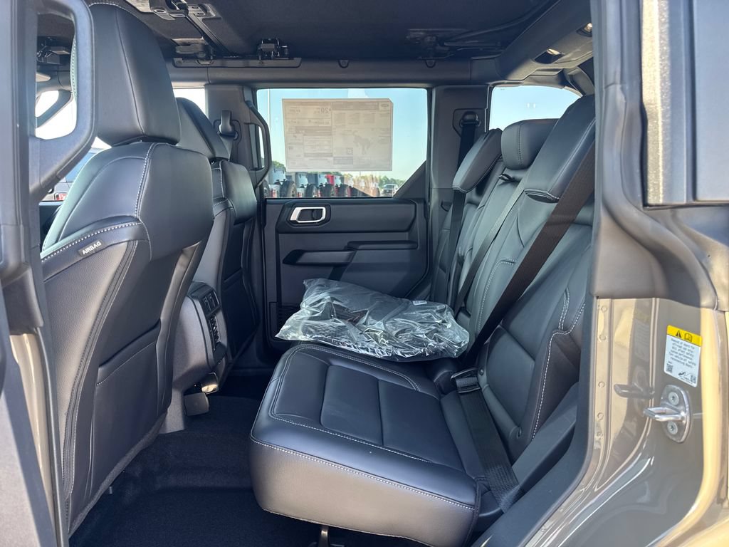 New 2026 Ford Bronco Outer Banks AWD/4WD image 13