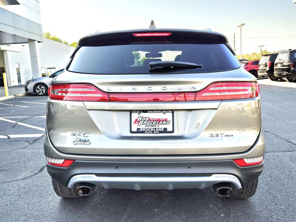 Used 2017 Lincoln MKC Reserve image 4