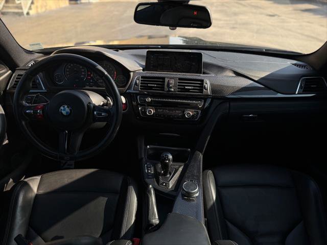 Used 2018 BMW M4 Coupe RWD image 14