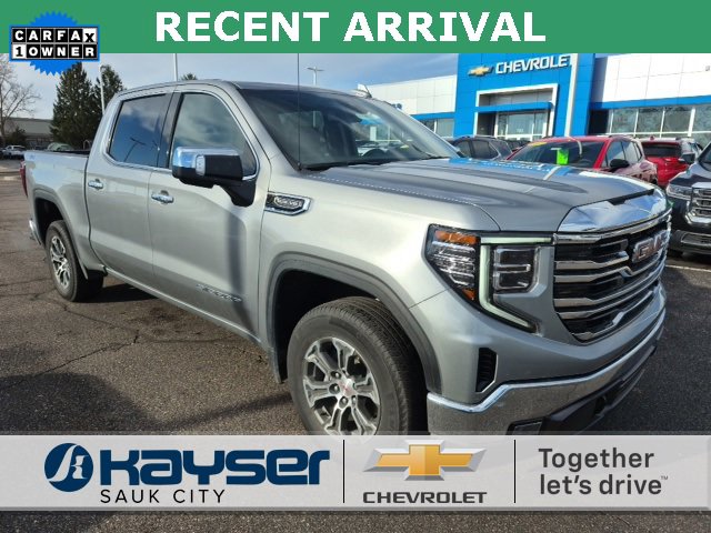 Used 2025 GMC Sierra 1500 SLT image 1