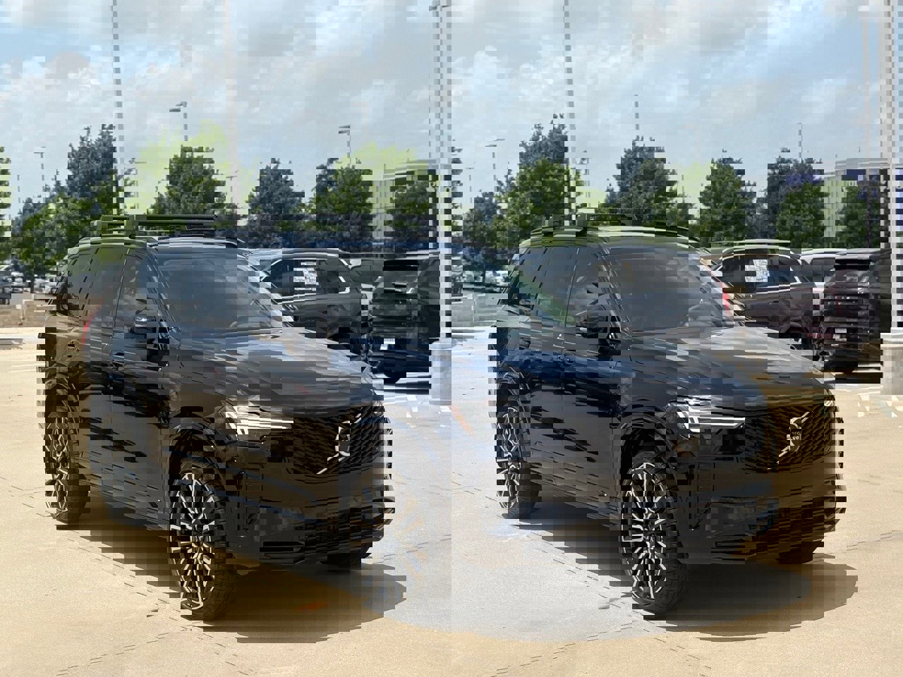 New 2026 Volvo XC90 B6 Ultra w/ Lounge Package image 3