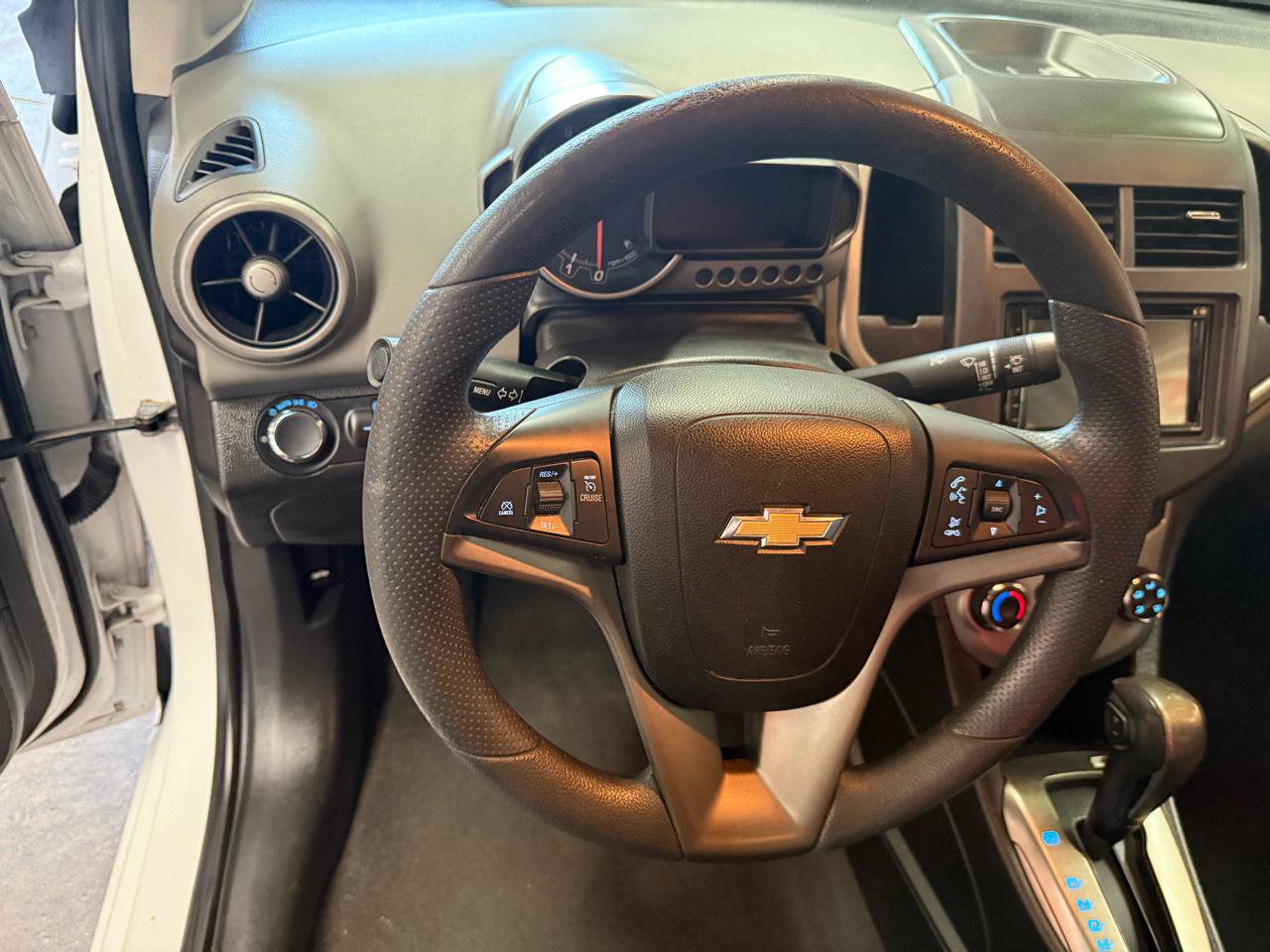 Used 2015 Chevrolet Sonic LT FWD image 13