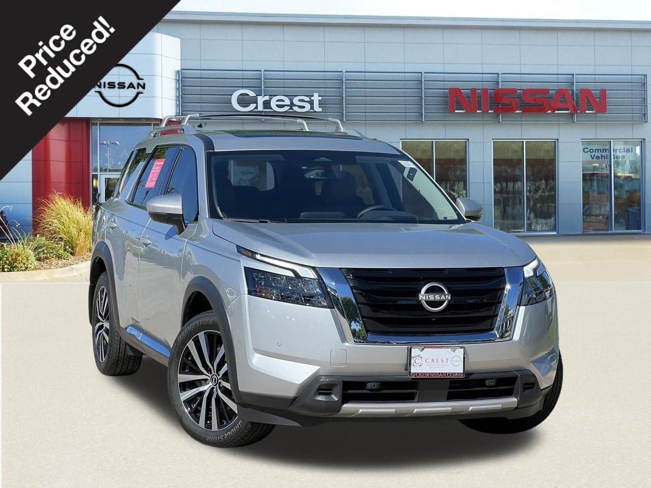 Certified 2025 Nissan Pathfinder Platinum w/ Cargo Package FWD image 1