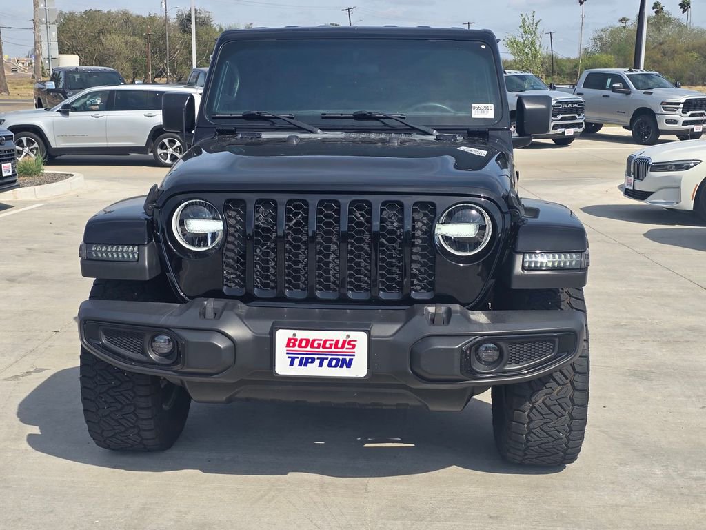 Used 2023 Jeep Gladiator Willys image 11