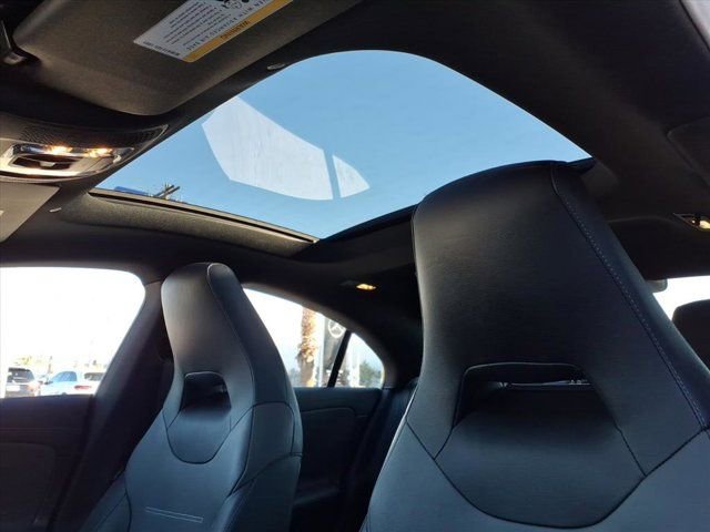 Certified 2022 Mercedes-Benz CLA 250 image 15