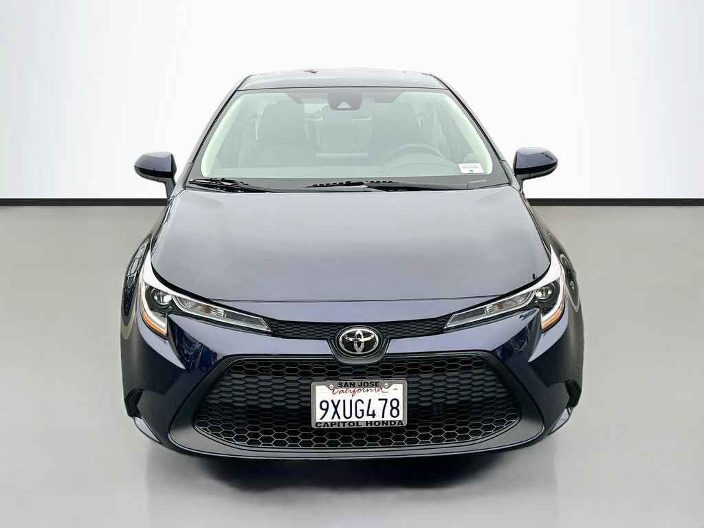 Used 2022 Toyota Corolla LE FWD image 2