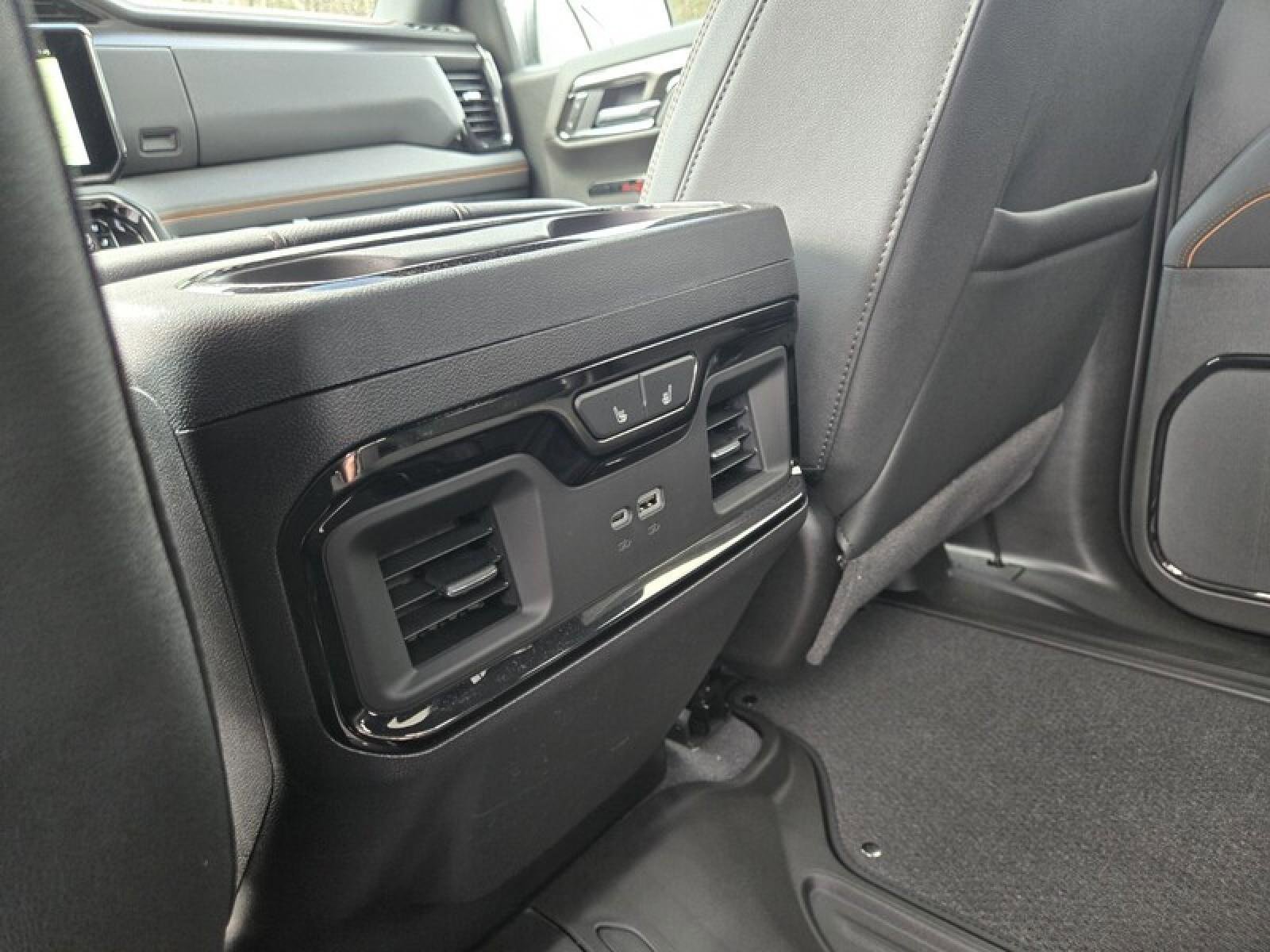 New 2026 GMC Sierra 1500 AT4 w/ AT4 Premium Package image 27