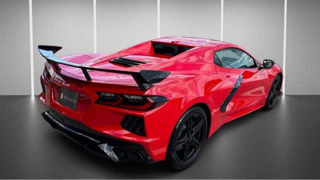 Used 2026 Chevrolet Corvette Stingray Preferred Conv w/ 2LT RWD image 5