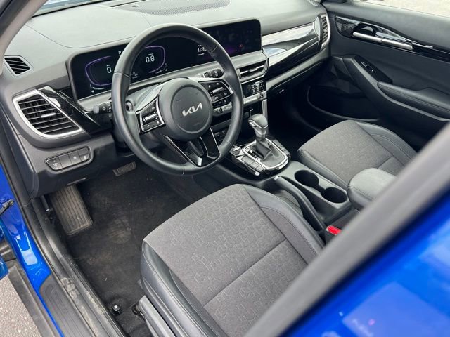 Certified 2025 Kia Seltos S FWD image 13