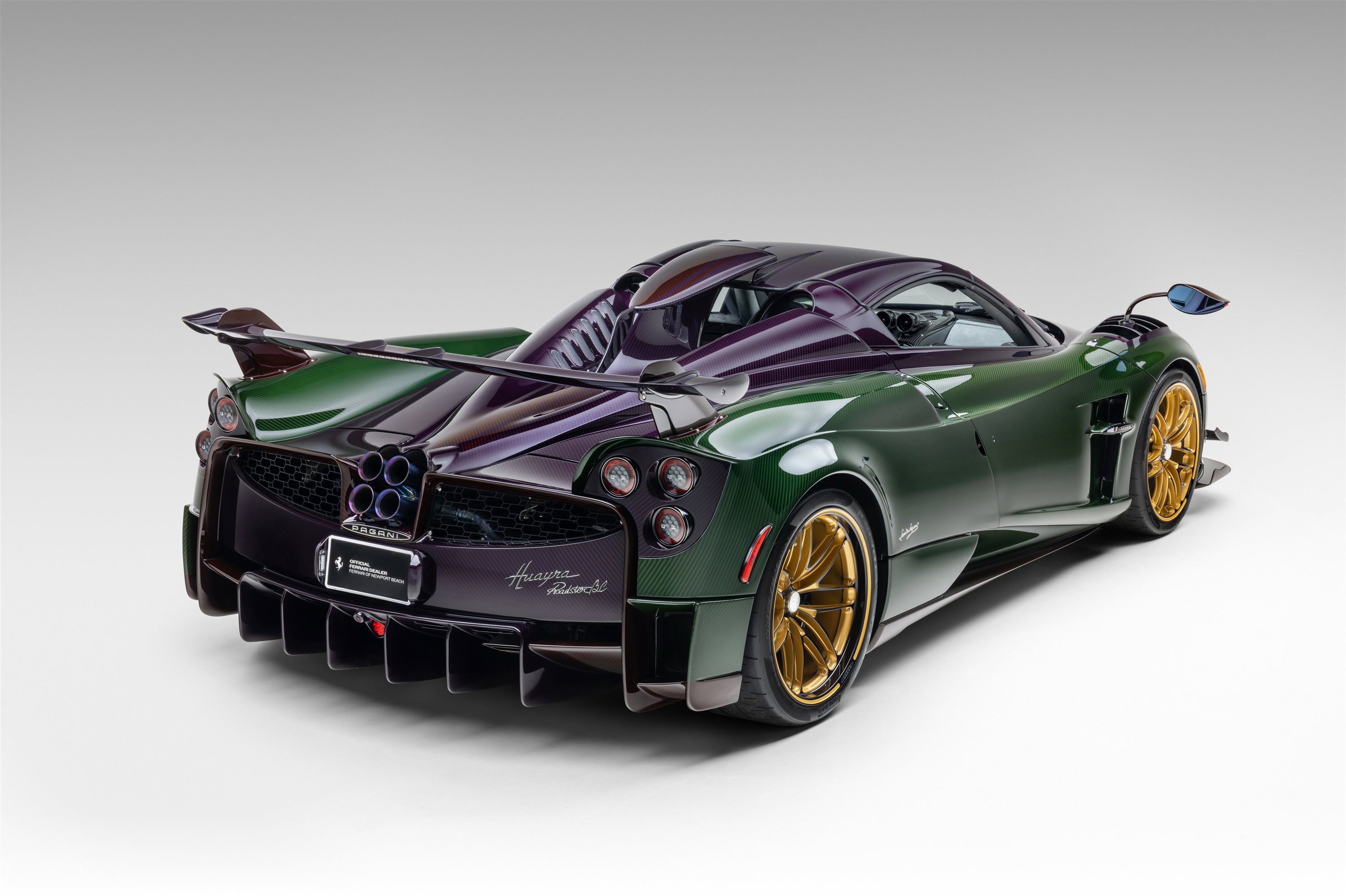 Used 2020 Pagani Huayra image 13