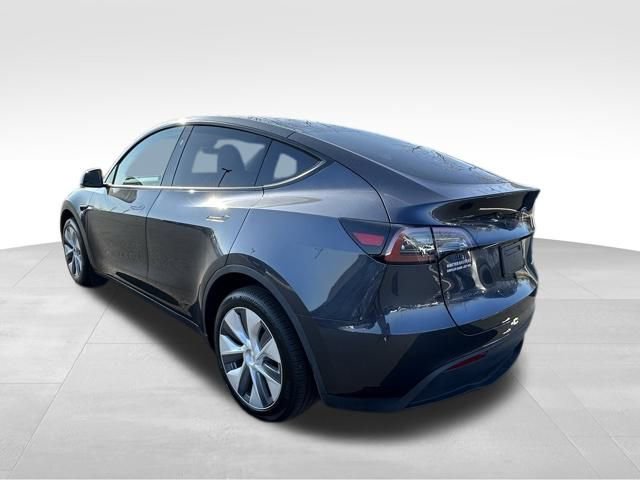 Used 2024 Tesla Model Y Long Range image 6