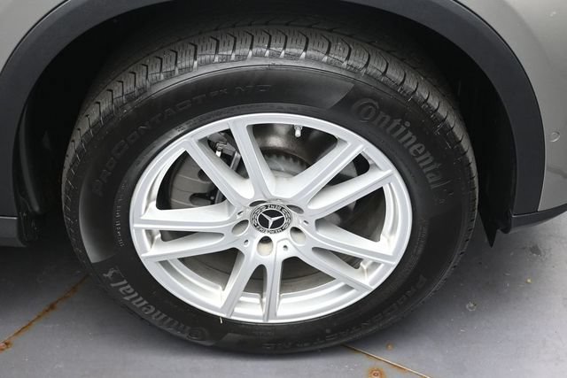 Used 2023 Mercedes-Benz GLC 300 4MATIC image 10