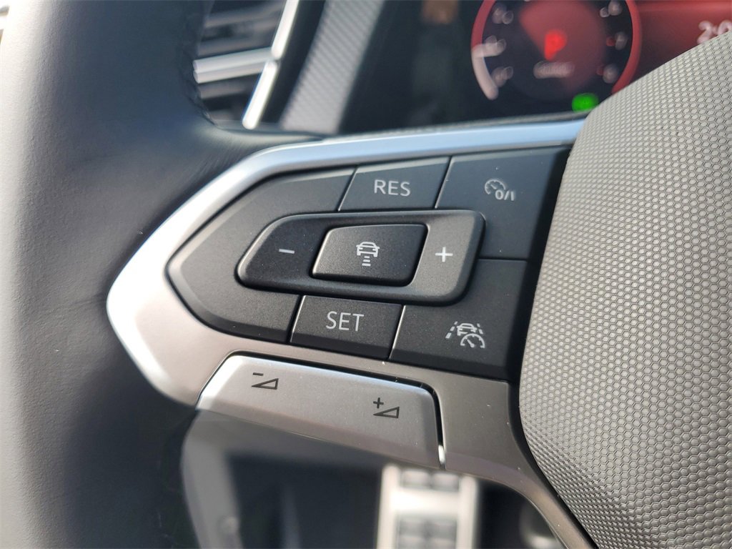 New 2026 Volkswagen Atlas Cross Sport SEL R-Line image 29