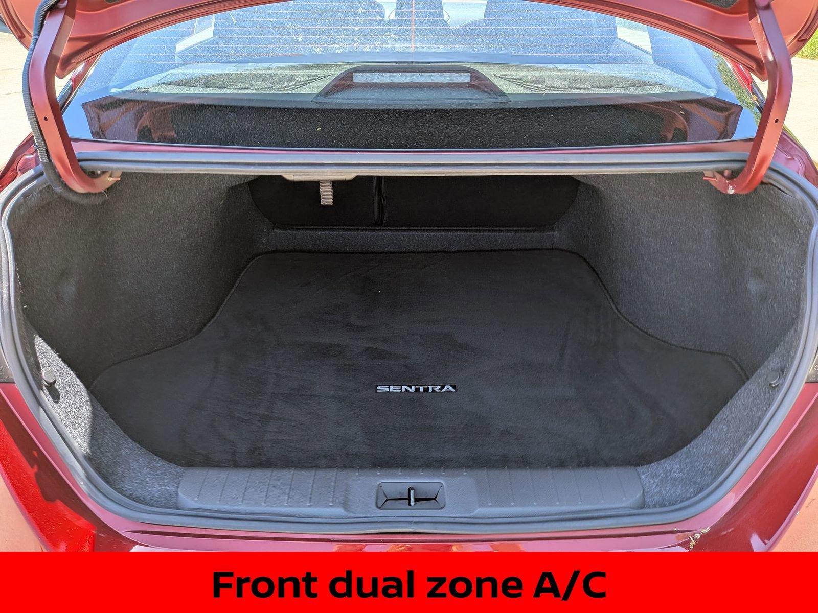 Certified 2021 Nissan Sentra SV w/ Trunk Package FWD image 9